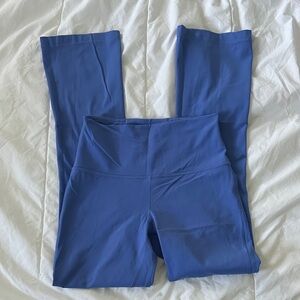 Lilulemon bundle: High-Rise Pant 28" and mini flare pant 28”
